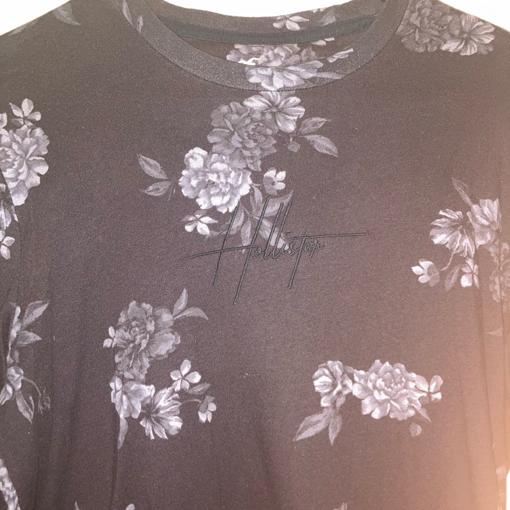 Hollister Long Sleeve Tee